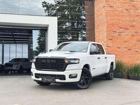 RAM 1500 3.0 HURRICANE 6 BITURBO GASOLINA LARAMIE NIGHT EDITION CD 4X4 AUTOMÁTICO